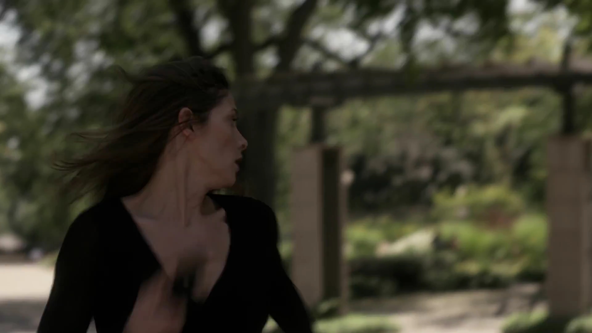 Ashley-Greene_dot_nl-RougeSeason3B-BehindTheScenesPremise0016.jpg