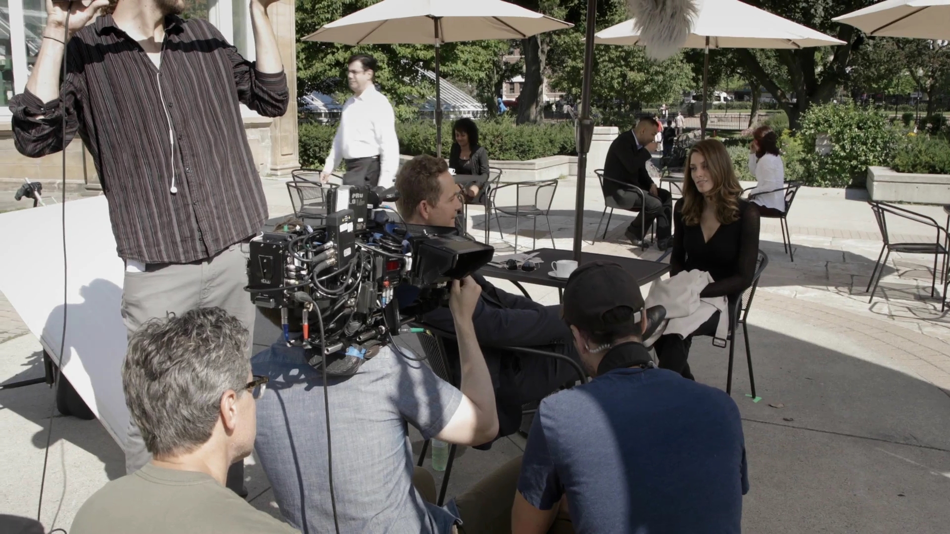 Ashley-Greene_dot_nl-RougeSeason3B-BehindTheScenesPremise0080.jpg