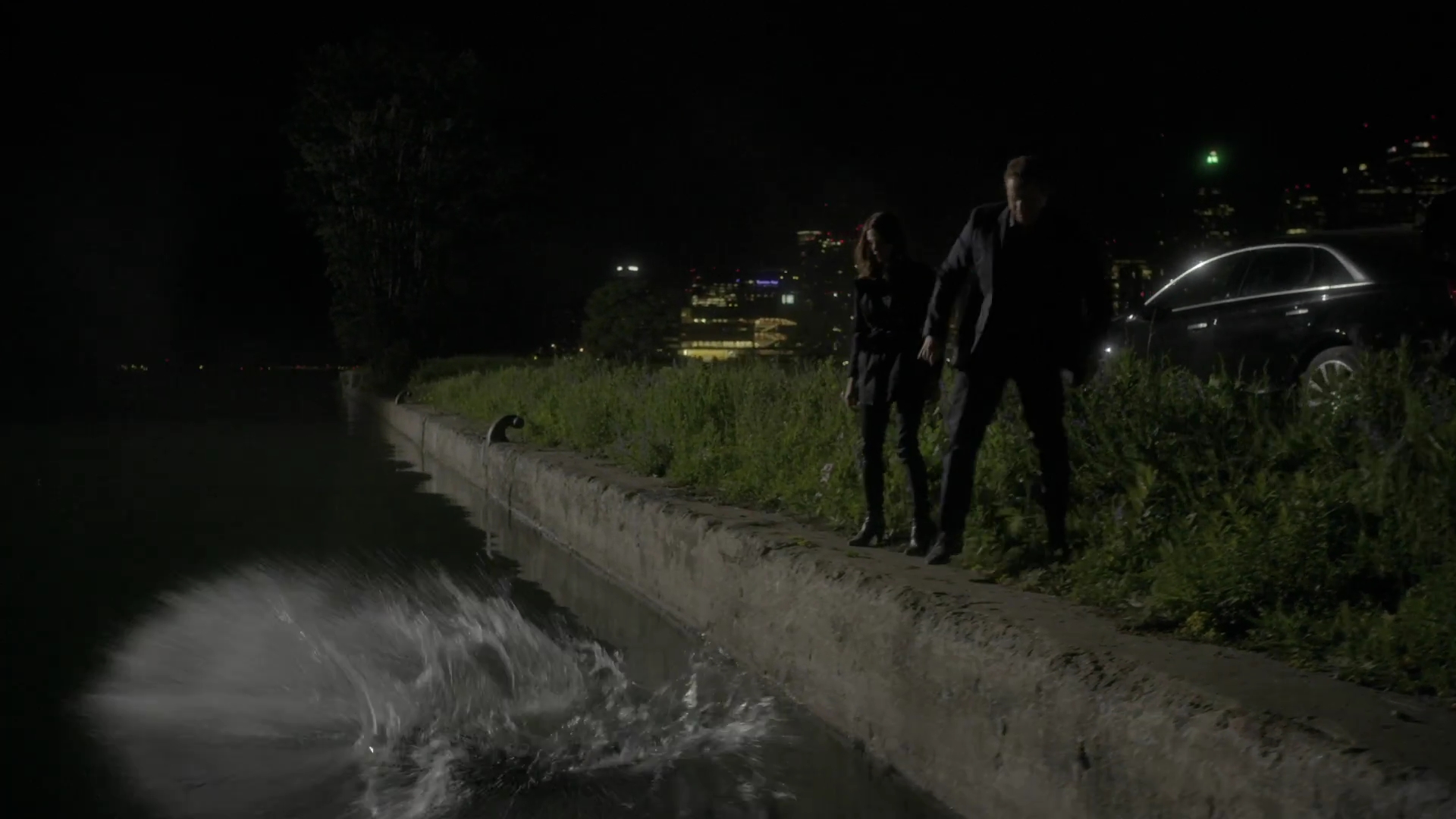 Ashley-Greene_dot_nl-RougeSeason3B-BehindTheScenesPremise0089.jpg