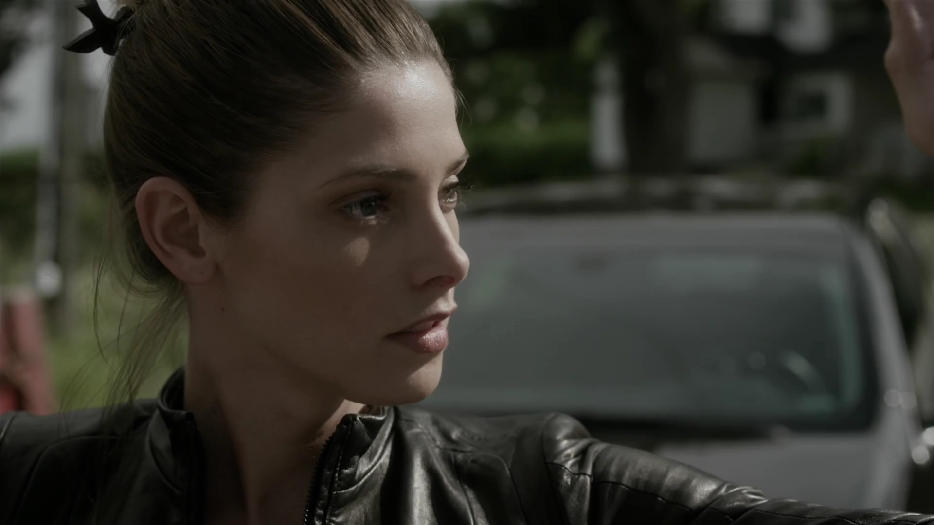 Ashley-Greene_dot_nl-RougeSeason3B-BehindTheScenesPremise0136.jpg