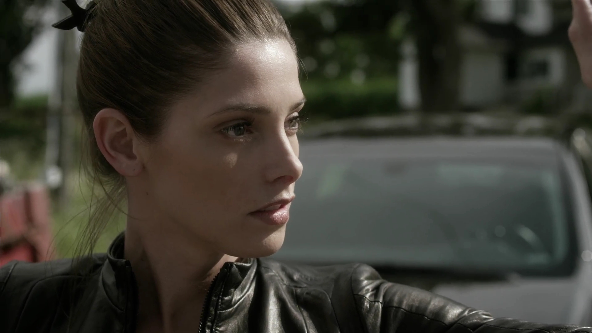 Ashley-Greene_dot_nl-RougeSeason3B-BehindTheScenesPremise0138.jpg Ashley-Greene_dot_nl-RougeSeason3B-BehindTheScenesPremise0138.jpg