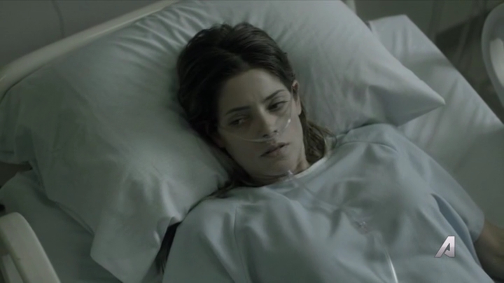 Ashley-Greene-dot-nl_Rouge4x01MariaFullofGrace0637.jpg