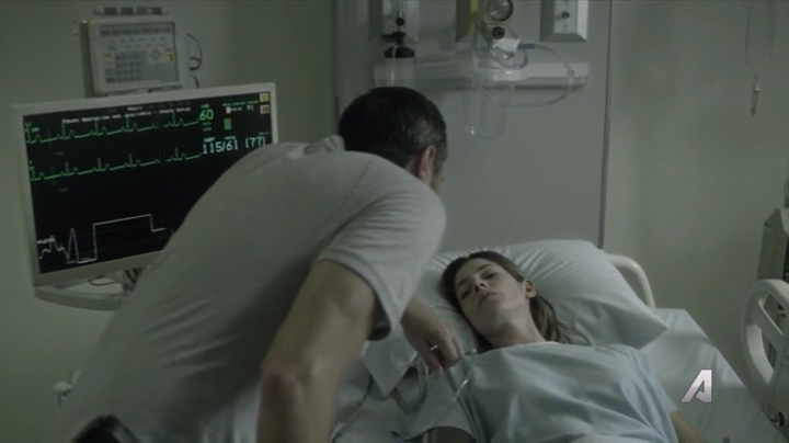 Ashley-Greene-dot-nl_Rouge4x01MariaFullofGrace0652.jpg