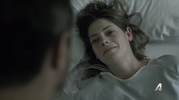 Ashley-Greene-dot-nl_Rouge4x01MariaFullofGrace0685.jpg Ashley-Greene-dot-nl_Rouge4x01MariaFullofGrace0685.jpg