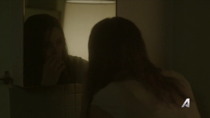 Ashley-Greene-dot-nl_Rogue4x02HowtheLightGetsIn-0089.jpg