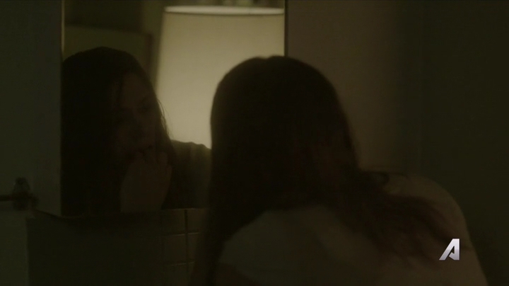 Ashley-Greene-dot-nl_Rogue4x02HowtheLightGetsIn-0090.jpg Ashley-Greene-dot-nl_Rogue4x02HowtheLightGetsIn-0090.jpg