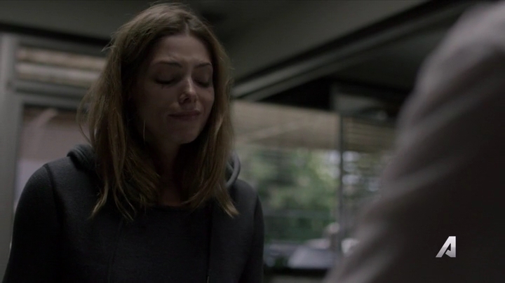 Ashley-Greene-dot-nl_Rogue4x02HowtheLightGetsIn-0151.jpg Ashley-Greene-dot-nl_Rogue4x02HowtheLightGetsIn-0151.jpg