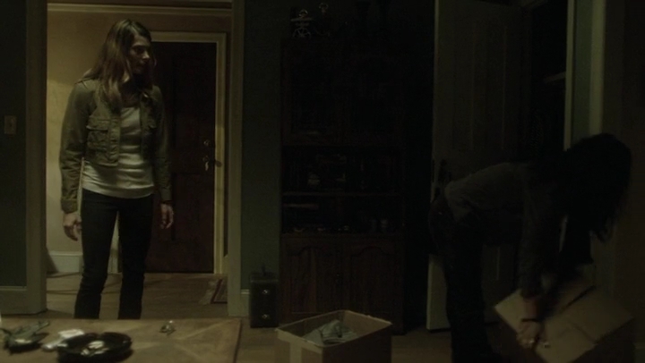 Ashley-Greene-dot-nl_Rogue-4x03LostHope0229.jpg