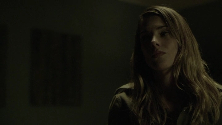 Ashley-Greene-dot-nl_Rogue-4x03LostHope0262.jpg