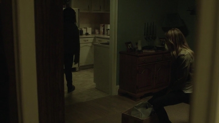 Ashley-Greene-dot-nl_Rogue-4x03LostHope0271.jpg