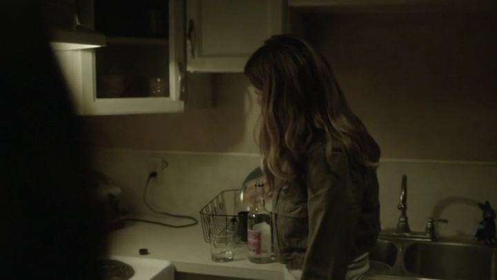 Ashley-Greene-dot-nl_Rogue-4x03LostHope0286.jpg