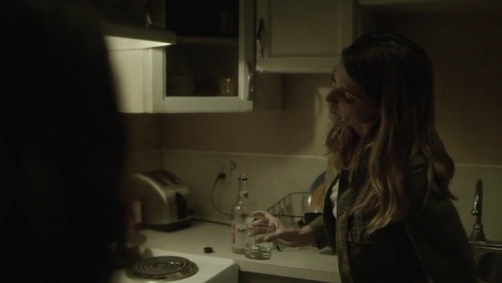Ashley-Greene-dot-nl_Rogue-4x03LostHope0291.jpg