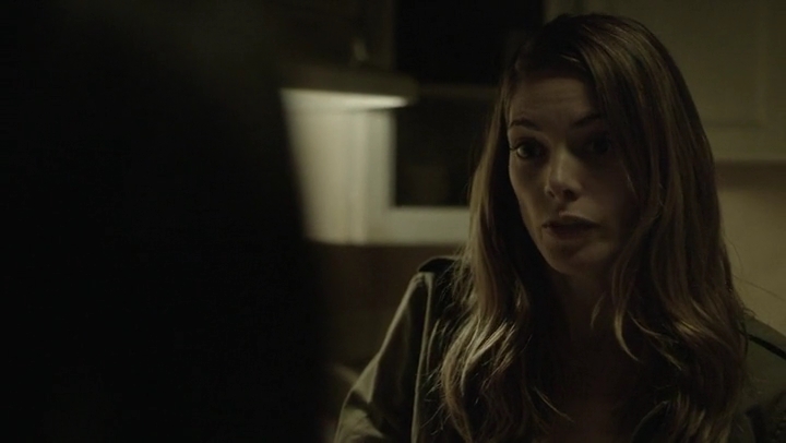 Ashley-Greene-dot-nl_Rogue-4x03LostHope0319.jpg