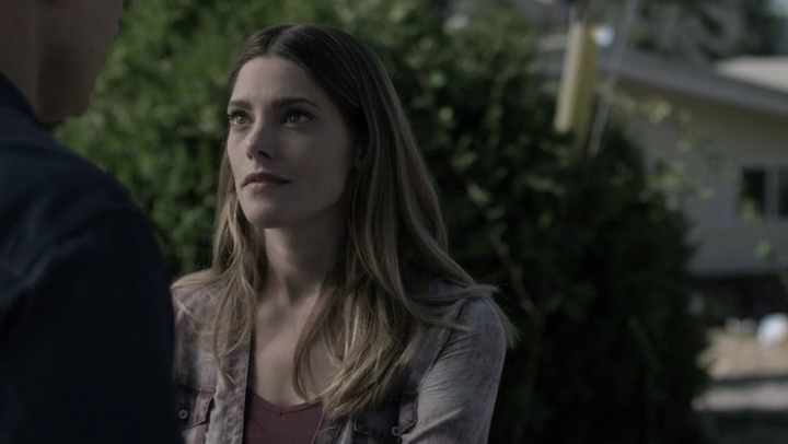 Ashley-Greene-dot-nl_Rogue-4x03LostHope3149.jpg
