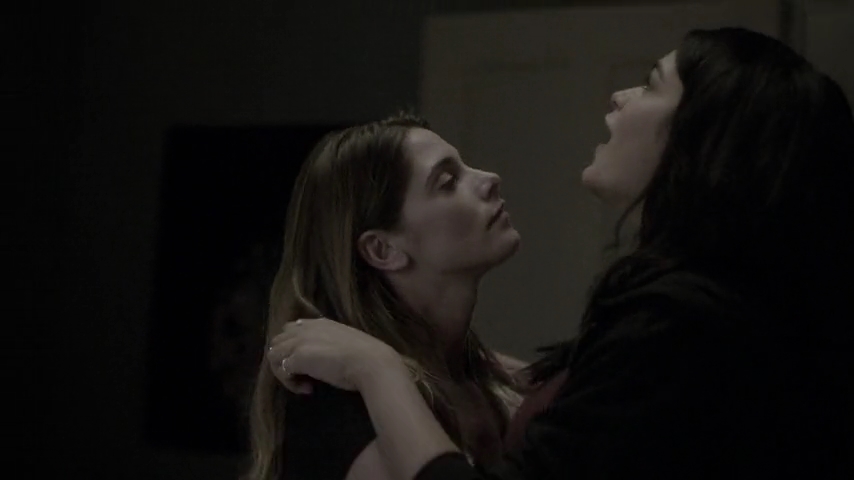 Ashley-Greene-dot-nl_Rogue4x04TheDeterminedandtheDesperate0365.jpg