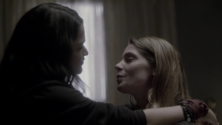 Ashley-Greene-dot-nl_Rogue4x04TheDeterminedandtheDesperate0368.jpg