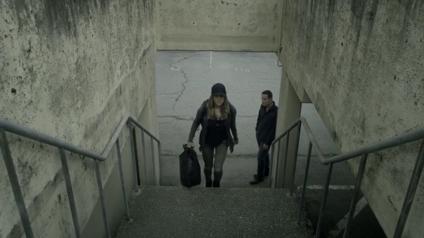 Ashley-Greene-dot-nl_Rogue4x04TheDeterminedandtheDesperate0500.jpg