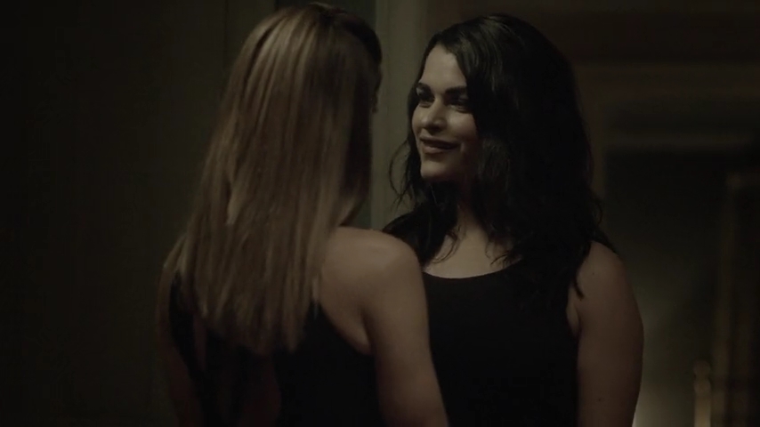 Ashley-Greene-dot-nl_Rogue4x04TheDeterminedandtheDesperate1418.jpg