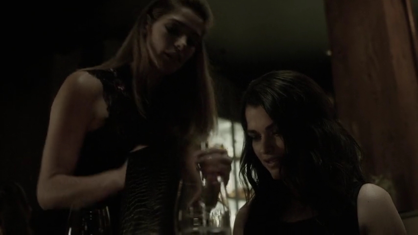 Ashley-Greene-dot-nl_Rogue4x04TheDeterminedandtheDesperate1529.jpg