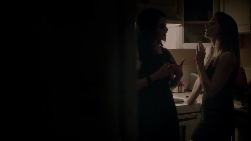 Ashley-Greene-dot-nl_Rogue4x04TheDeterminedandtheDesperate1882.jpg