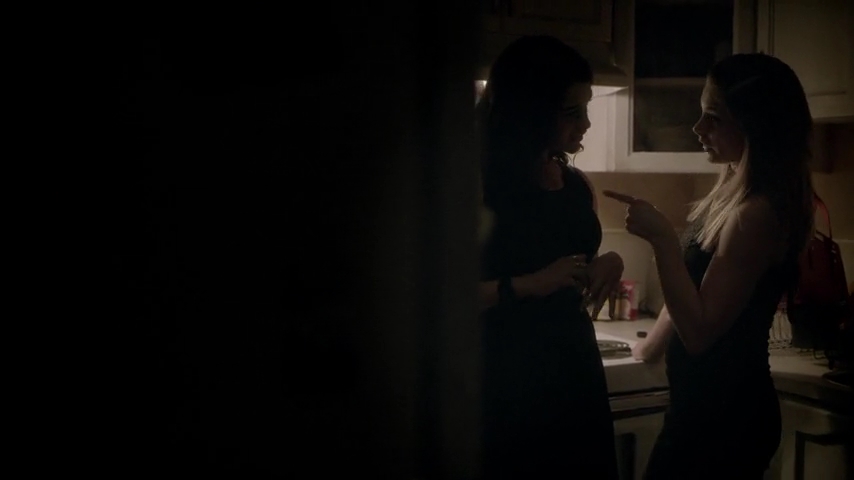 Ashley-Greene-dot-nl_Rogue4x04TheDeterminedandtheDesperate1885.jpg