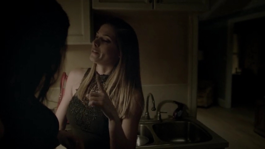 Ashley-Greene-dot-nl_Rogue4x04TheDeterminedandtheDesperate1890.jpg