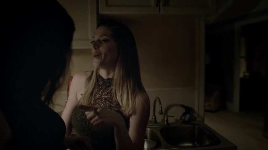 Ashley-Greene-dot-nl_Rogue4x04TheDeterminedandtheDesperate1892.jpg