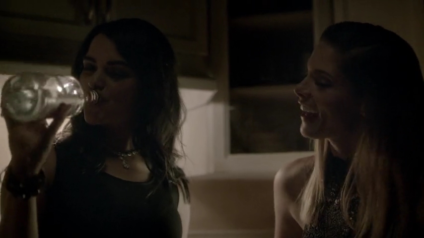 Ashley-Greene-dot-nl_Rogue4x04TheDeterminedandtheDesperate1901.jpg