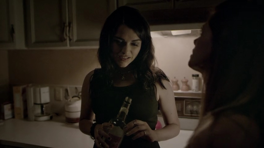 Ashley-Greene-dot-nl_Rogue4x04TheDeterminedandtheDesperate1908.jpg