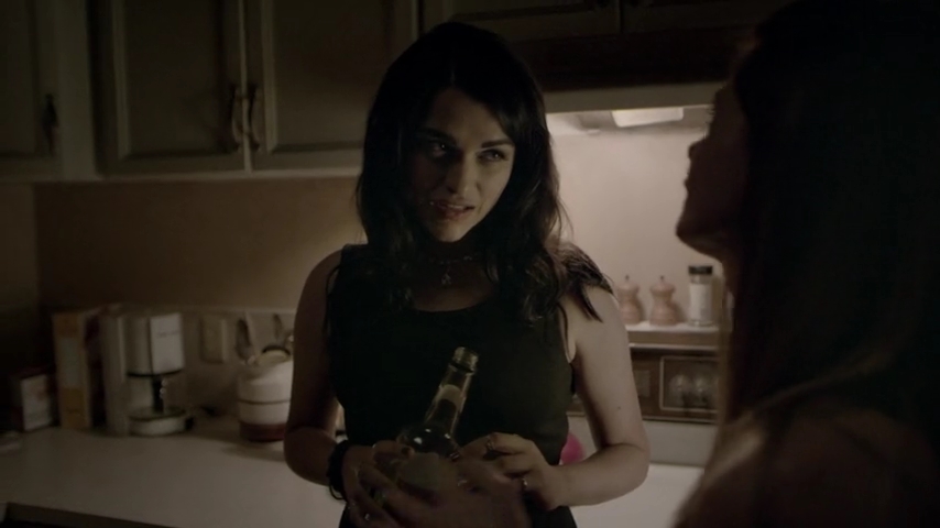 Ashley-Greene-dot-nl_Rogue4x04TheDeterminedandtheDesperate1909.jpg