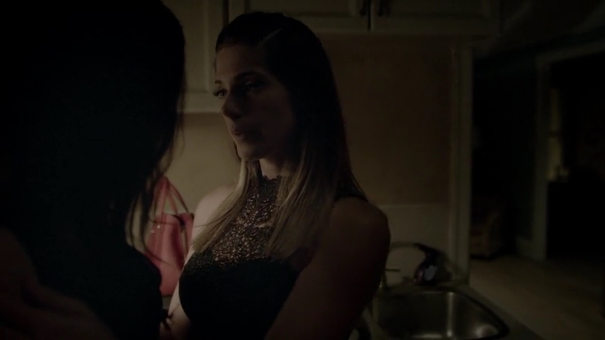 Ashley-Greene-dot-nl_Rogue4x04TheDeterminedandtheDesperate1943.jpg
