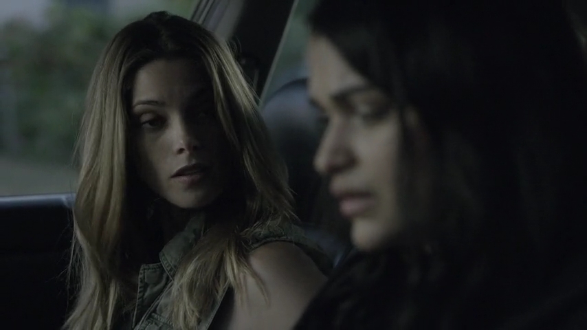 Ashley-Greene-dot-nl_Rogue4x04TheDeterminedandtheDesperate2366.jpg