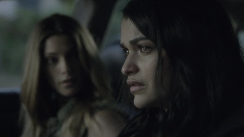 Ashley-Greene-dot-nl_Rogue4x04TheDeterminedandtheDesperate2368.jpg