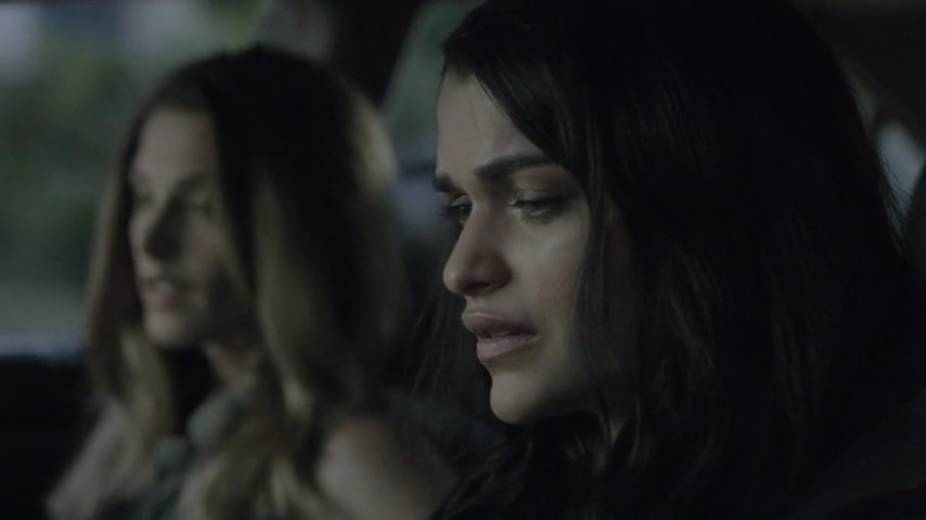 Ashley-Greene-dot-nl_Rogue4x04TheDeterminedandtheDesperate2373.jpg
