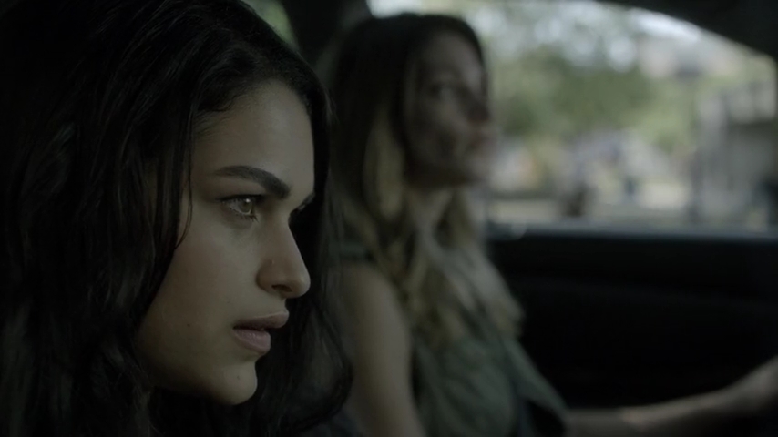 Ashley-Greene-dot-nl_Rogue4x04TheDeterminedandtheDesperate2424.jpg