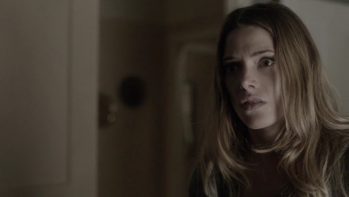 Ashley-Greene-dot-nl_Rogue4x05PoolBoy1698.jpg Ashley-Greene-dot-nl_Rogue4x05PoolBoy1698.jpg