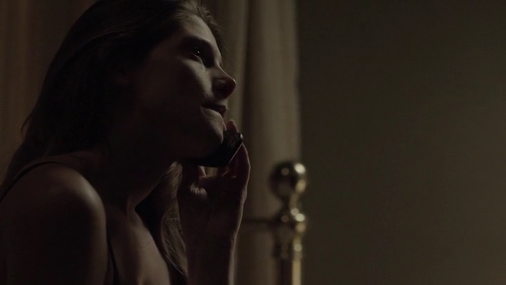 Ashley-Greene-dot-nl_Rogue4x05PoolBoy2671.jpg