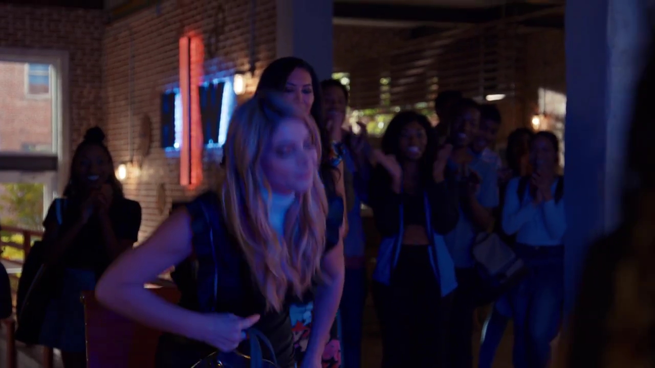 Ashley-Greene-dot-nl_StepUpHighWater2x06-1989.jpg