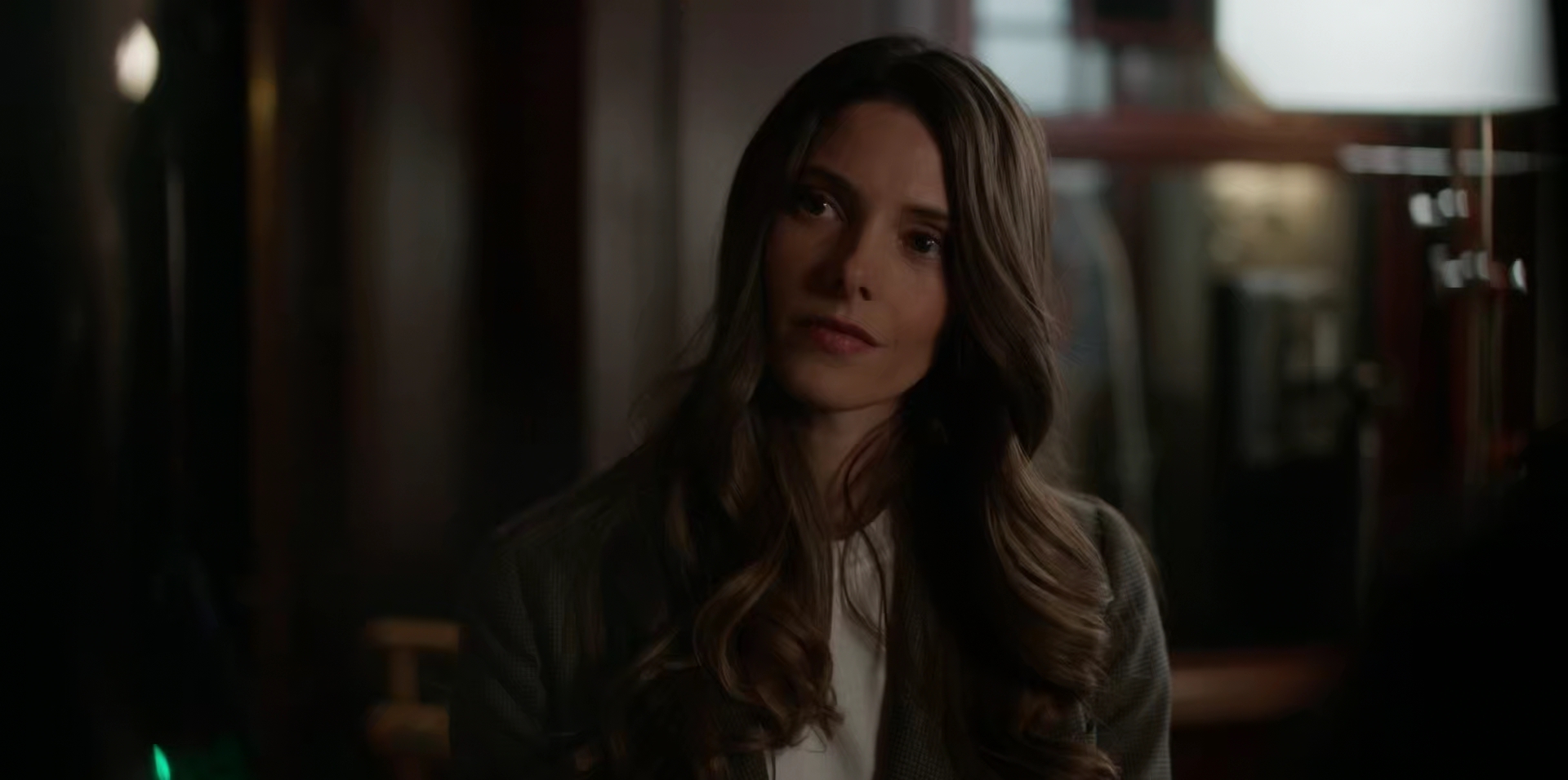 Ashley-Greene-dot-nl-WildCards1x06-0039.jpg