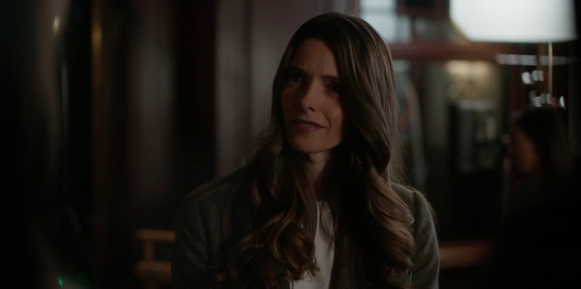 Ashley-Greene-dot-nl-WildCards1x06-0041.jpg