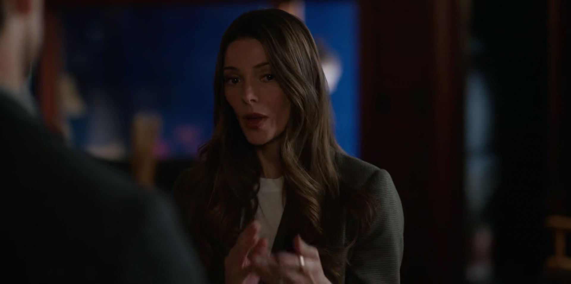 Ashley-Greene-dot-nl-WildCards1x06-0059.jpg