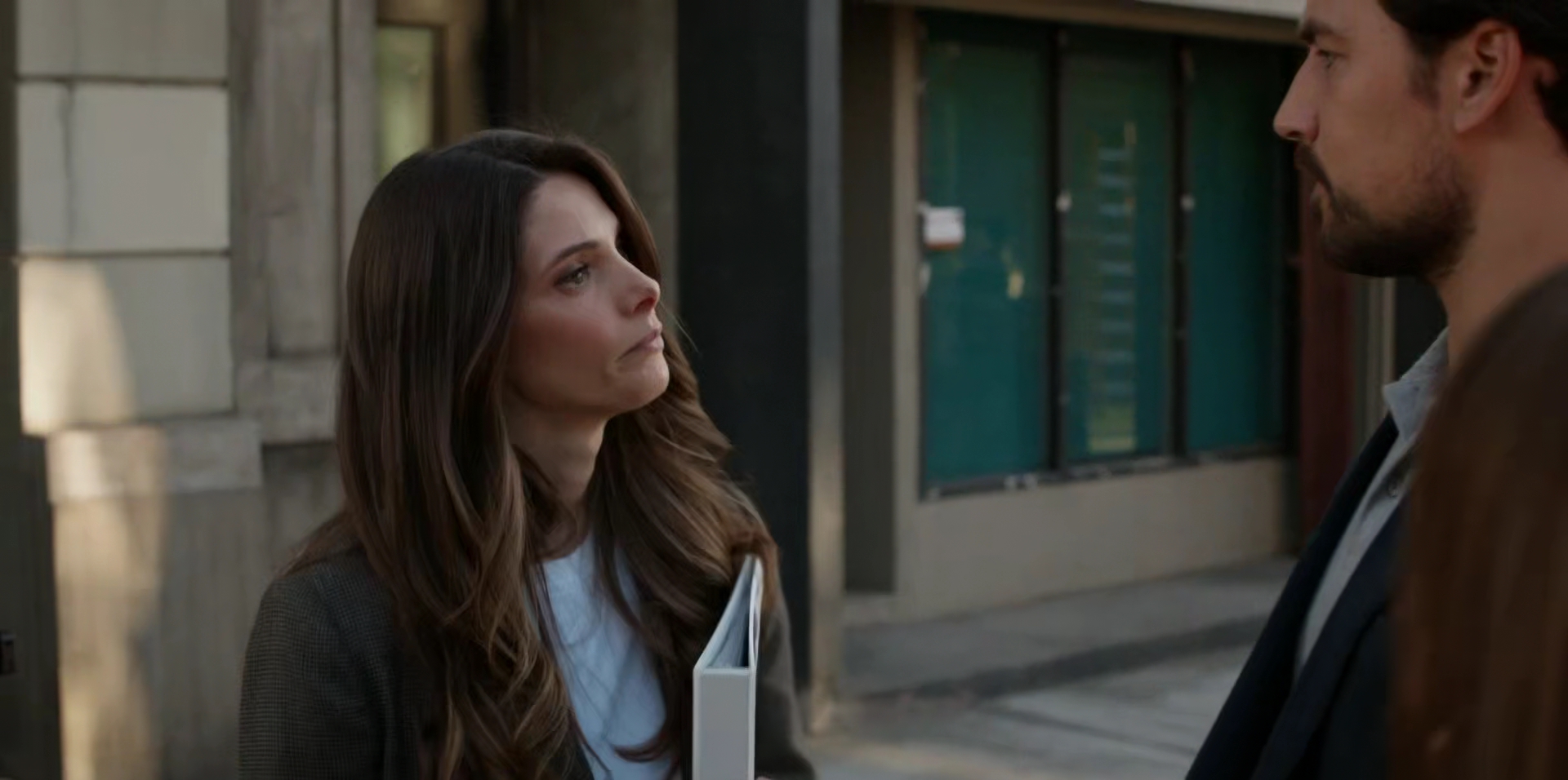 Ashley-Greene-dot-nl-WildCards1x06-0435.jpg