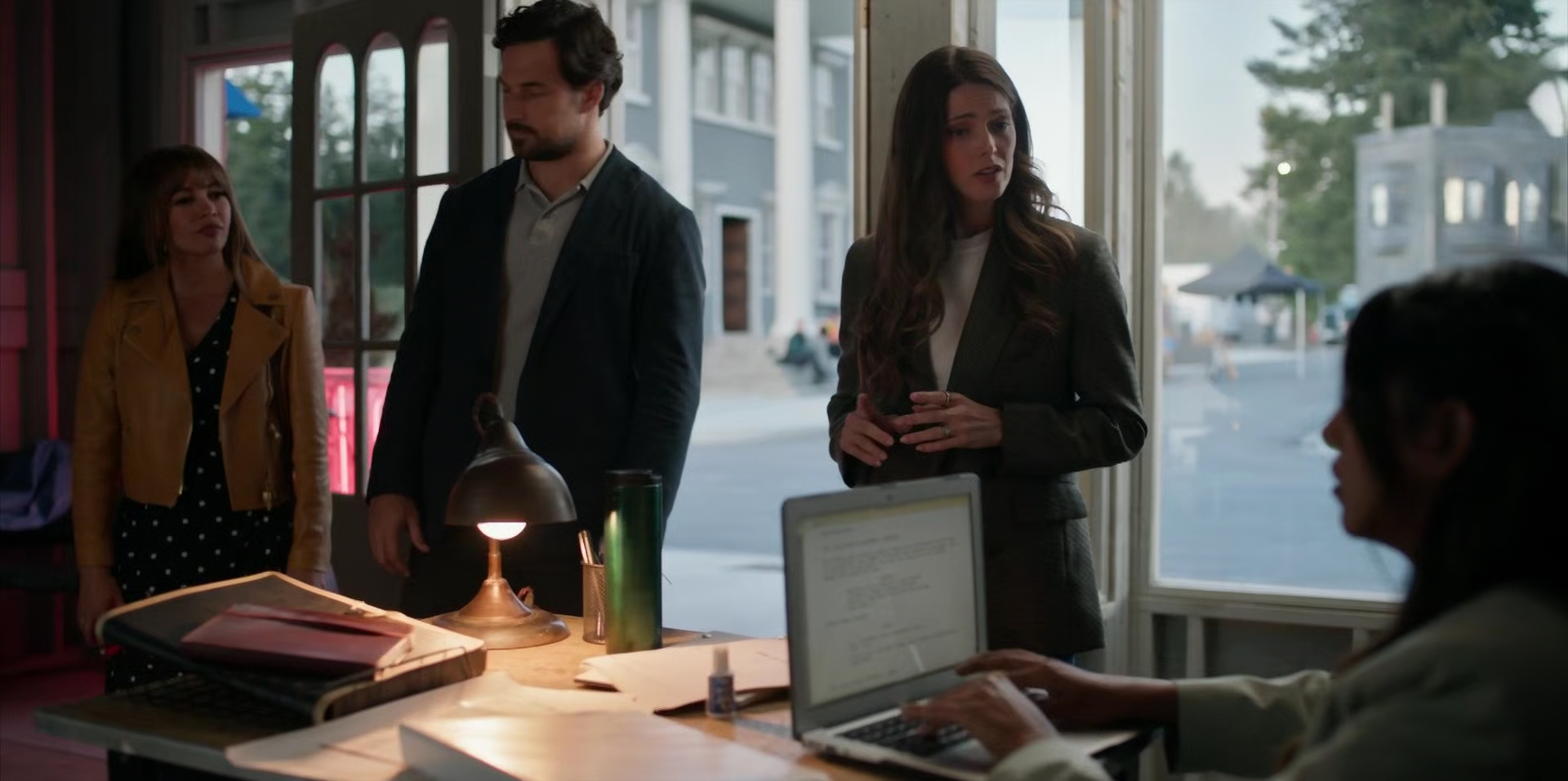 Ashley-Greene-dot-nl-WildCards1x06-0945.jpg