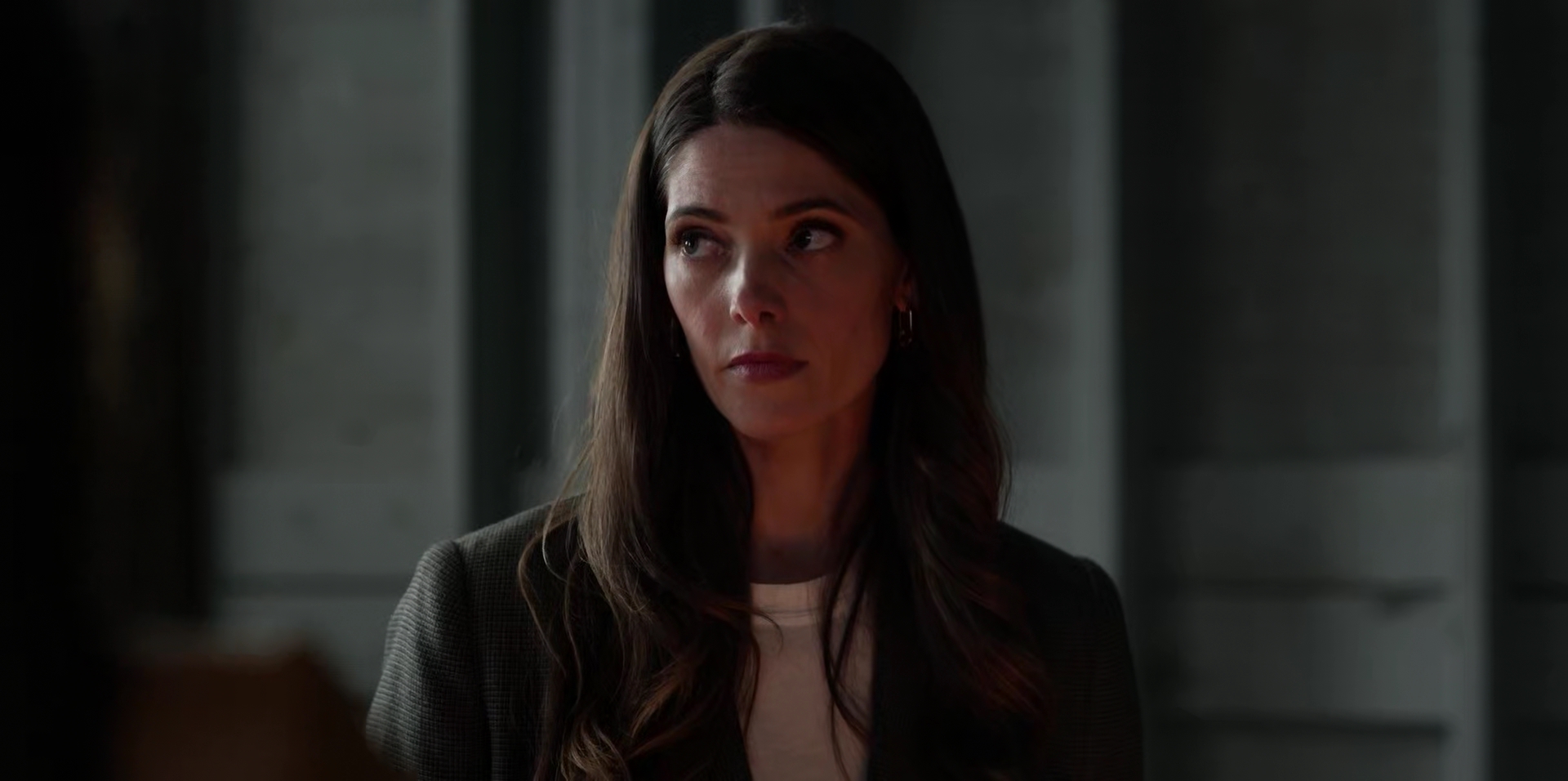 Ashley-Greene-dot-nl-WildCards1x06-0996.jpg
