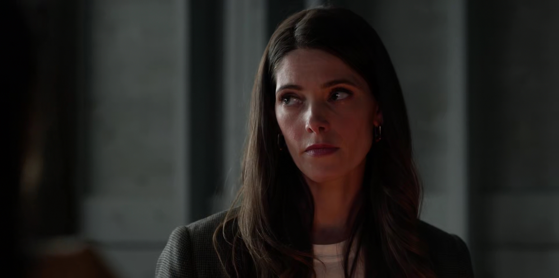 Ashley-Greene-dot-nl-WildCards1x06-1002.jpg