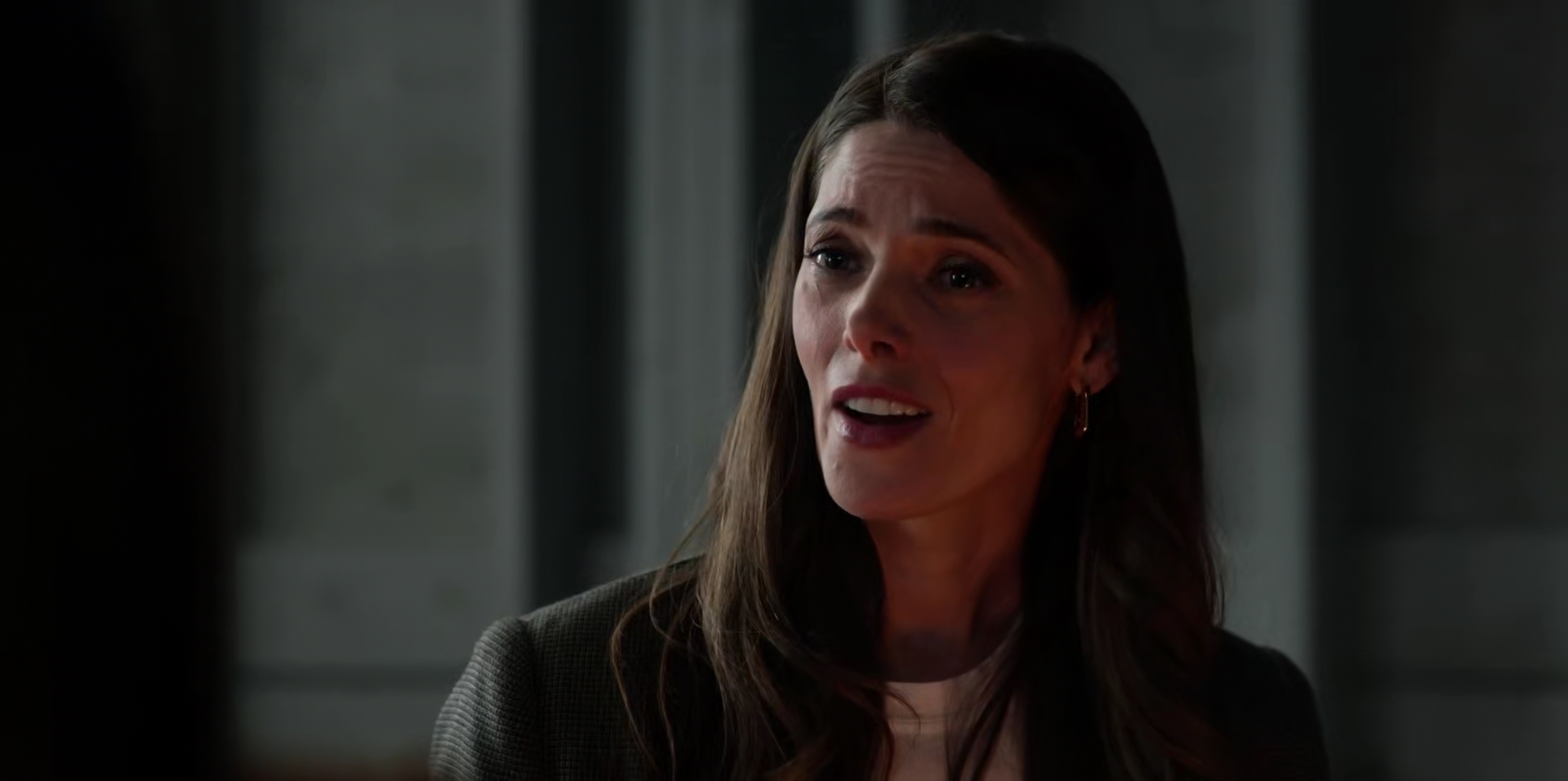 Ashley-Greene-dot-nl-WildCards1x06-1015.jpg