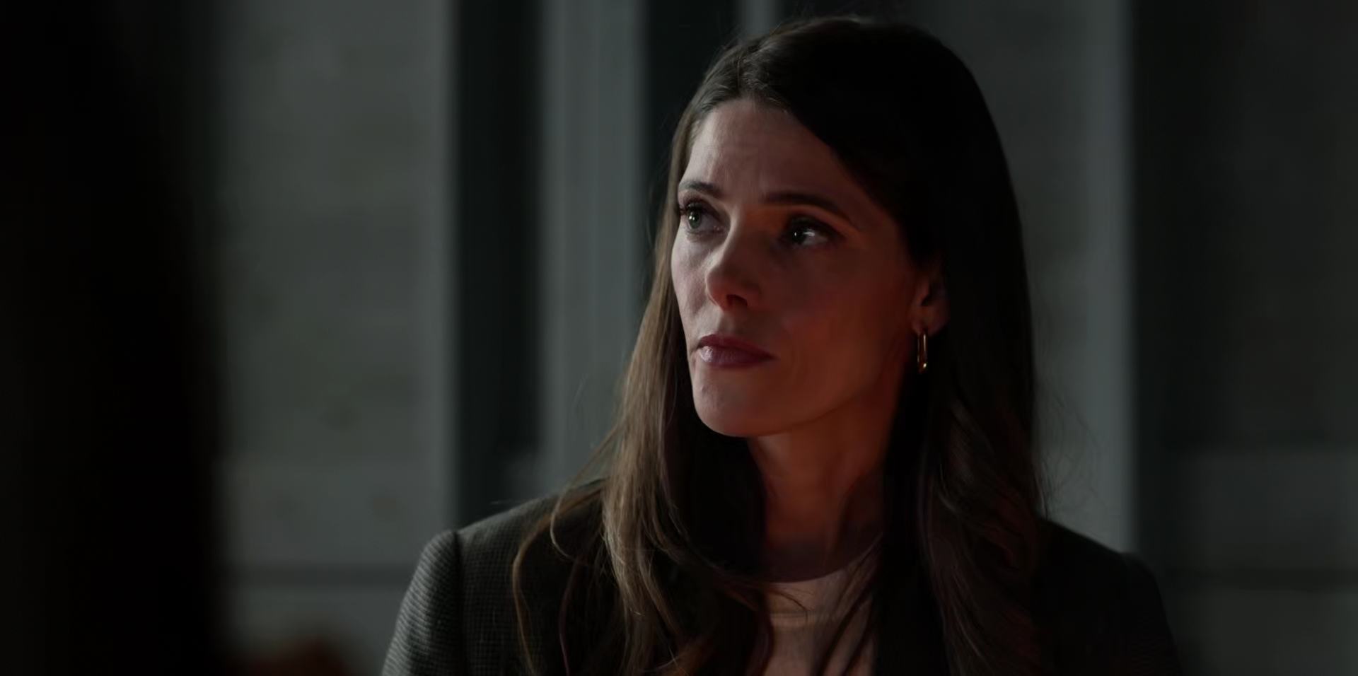 Ashley-Greene-dot-nl-WildCards1x06-1022.jpg