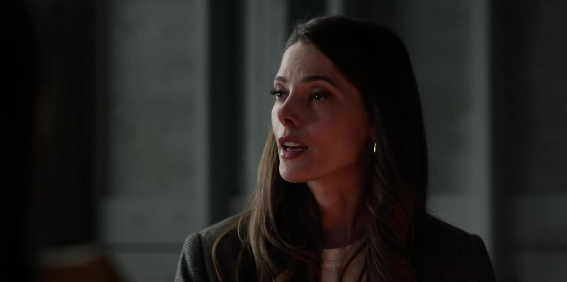Ashley-Greene-dot-nl-WildCards1x06-1042.jpg