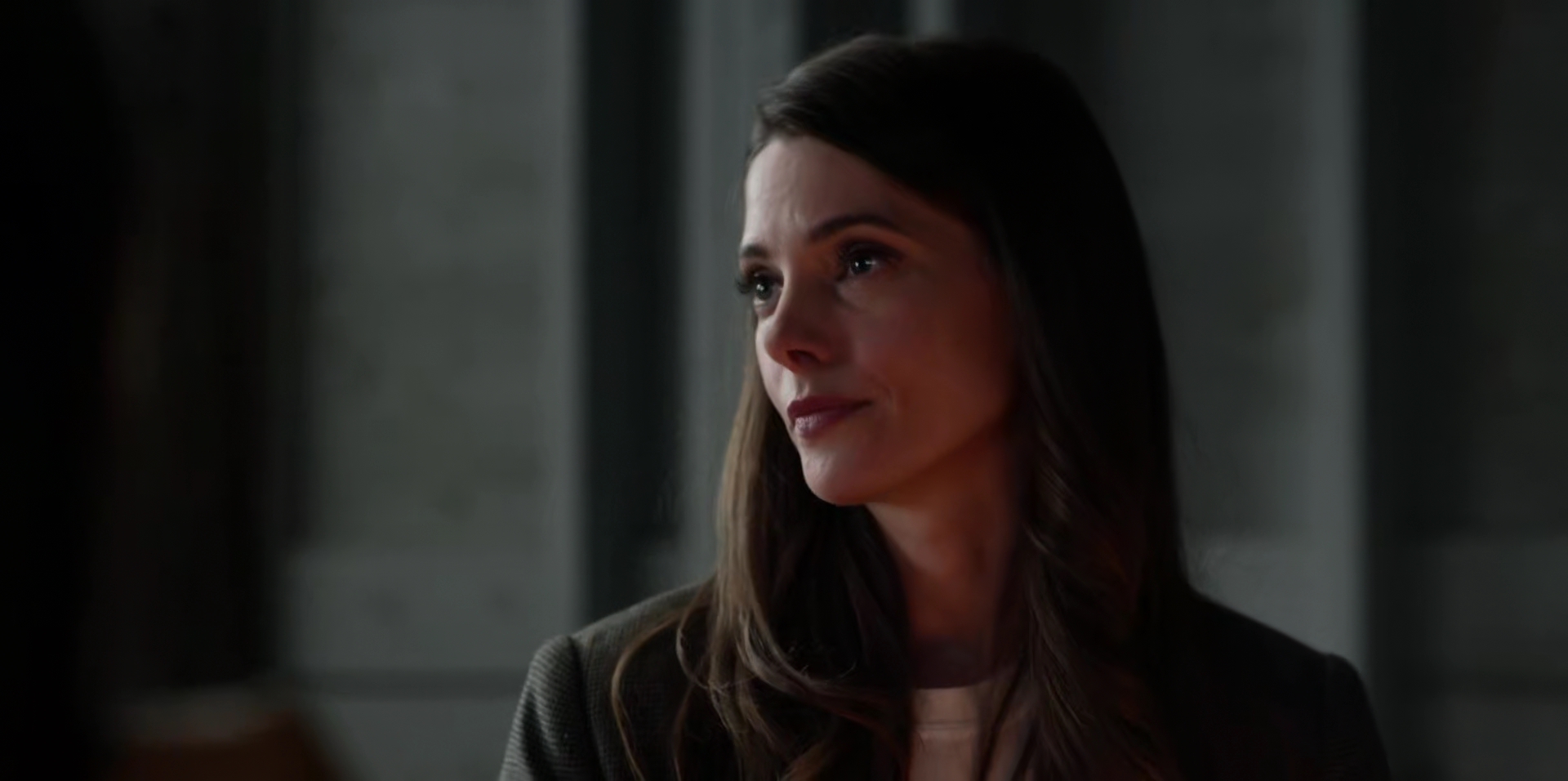 Ashley-Greene-dot-nl-WildCards1x06-1043.jpg