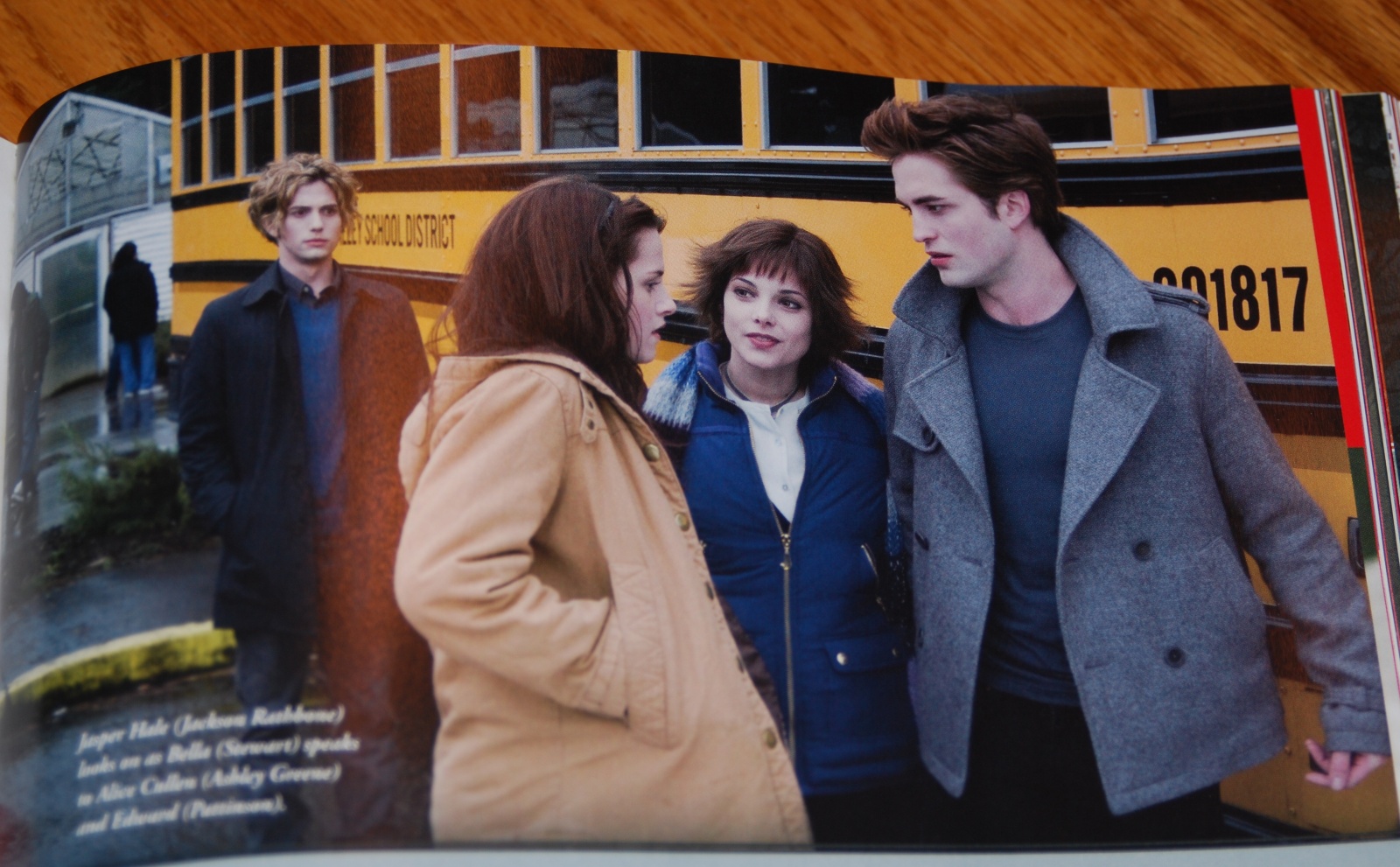 2008-IllustratedMovieCompainBook008.jpg